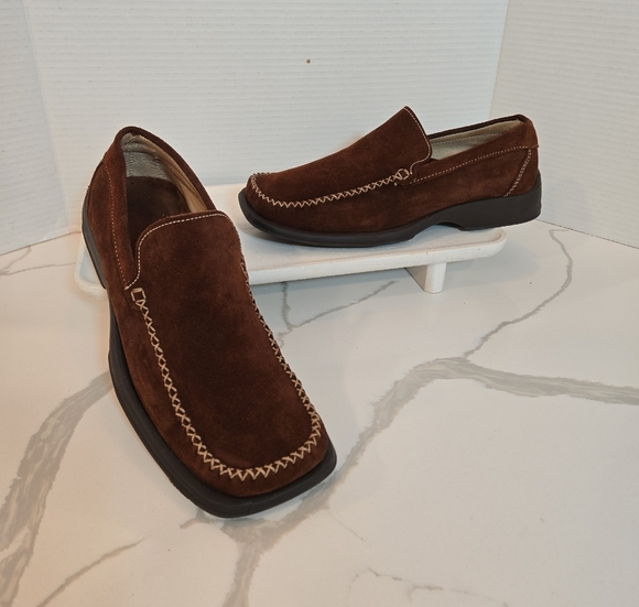 Walkings Made In Italy Brown Suede Slip On Square Toe Loafers Size 9